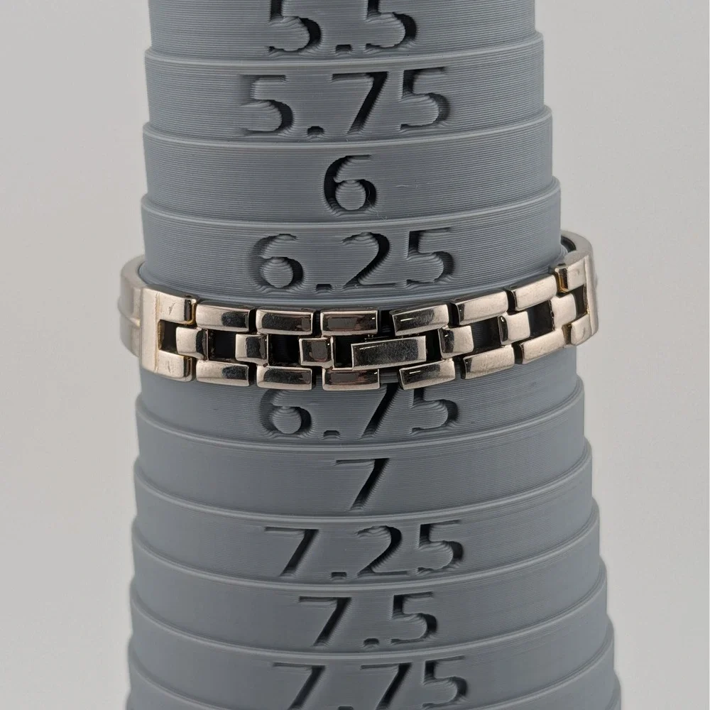Gruen CR7183 Mother‎ of Pearl Dial Red lucite Bezel Two Tone Bangle Watch